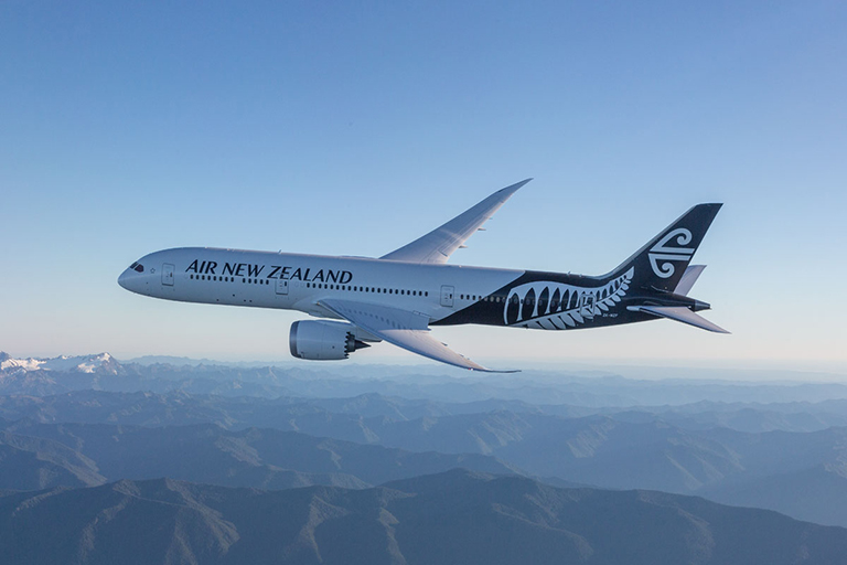 Air New Zealand makes its largest yet sustainable aviation fuel ...