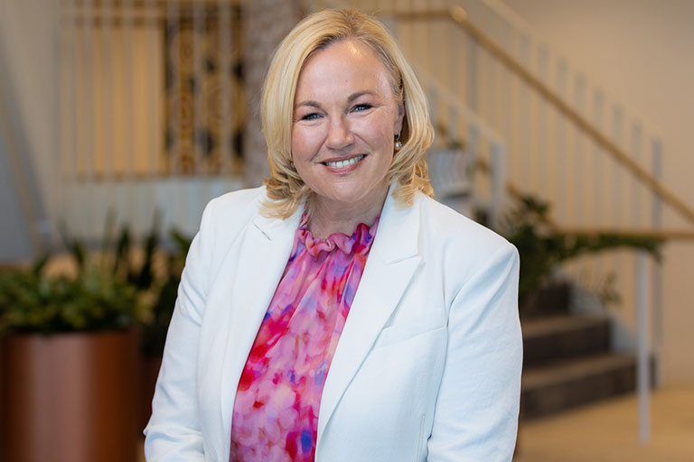 Tourism Australia's managing director to step down